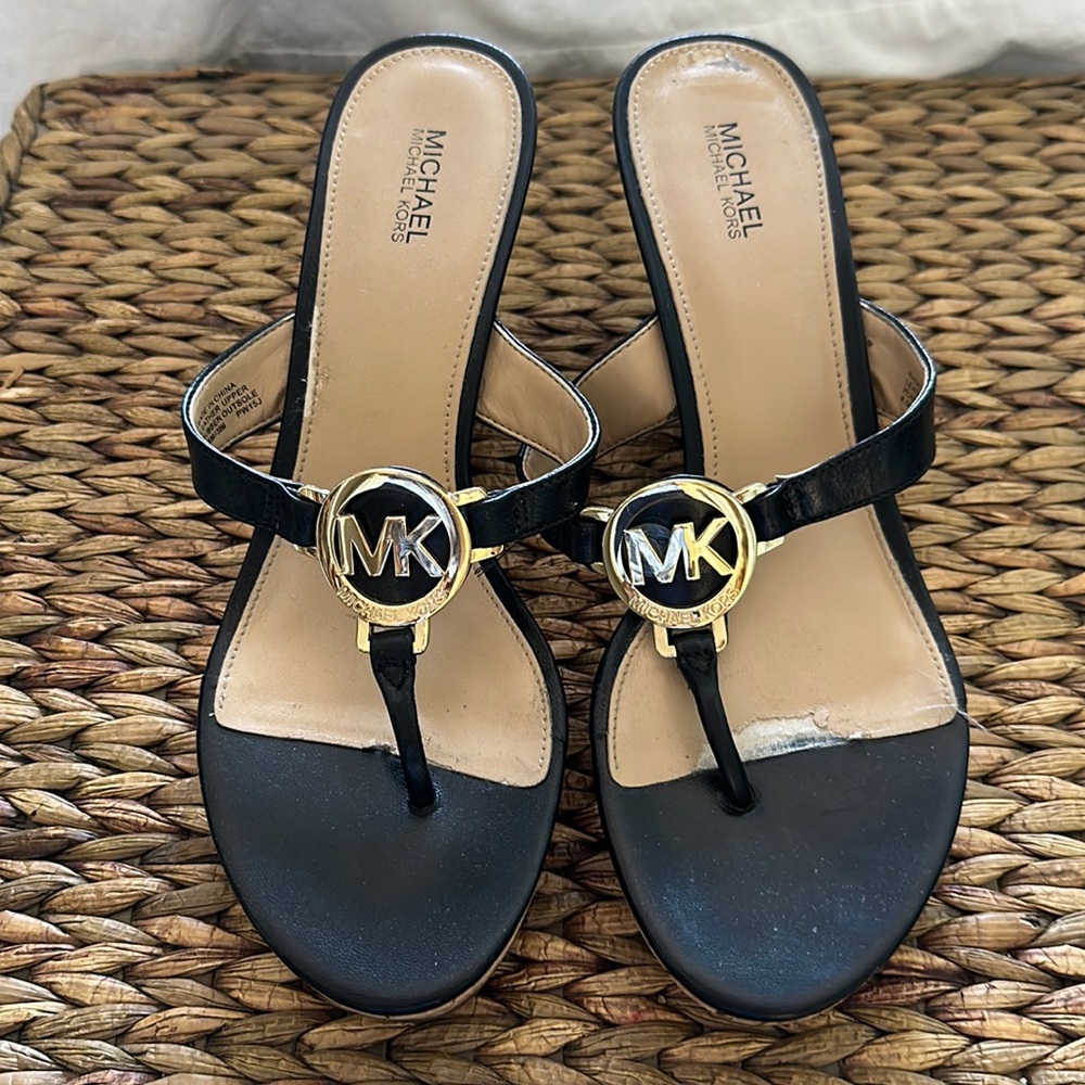 Michael Kors 8.5 Black and Gold Cork Wedges